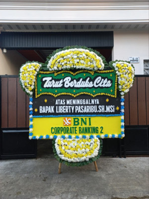 Papan Bunga Duka di Telenggeme