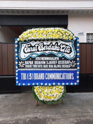 Papan Bunga Duka di Telenggeme